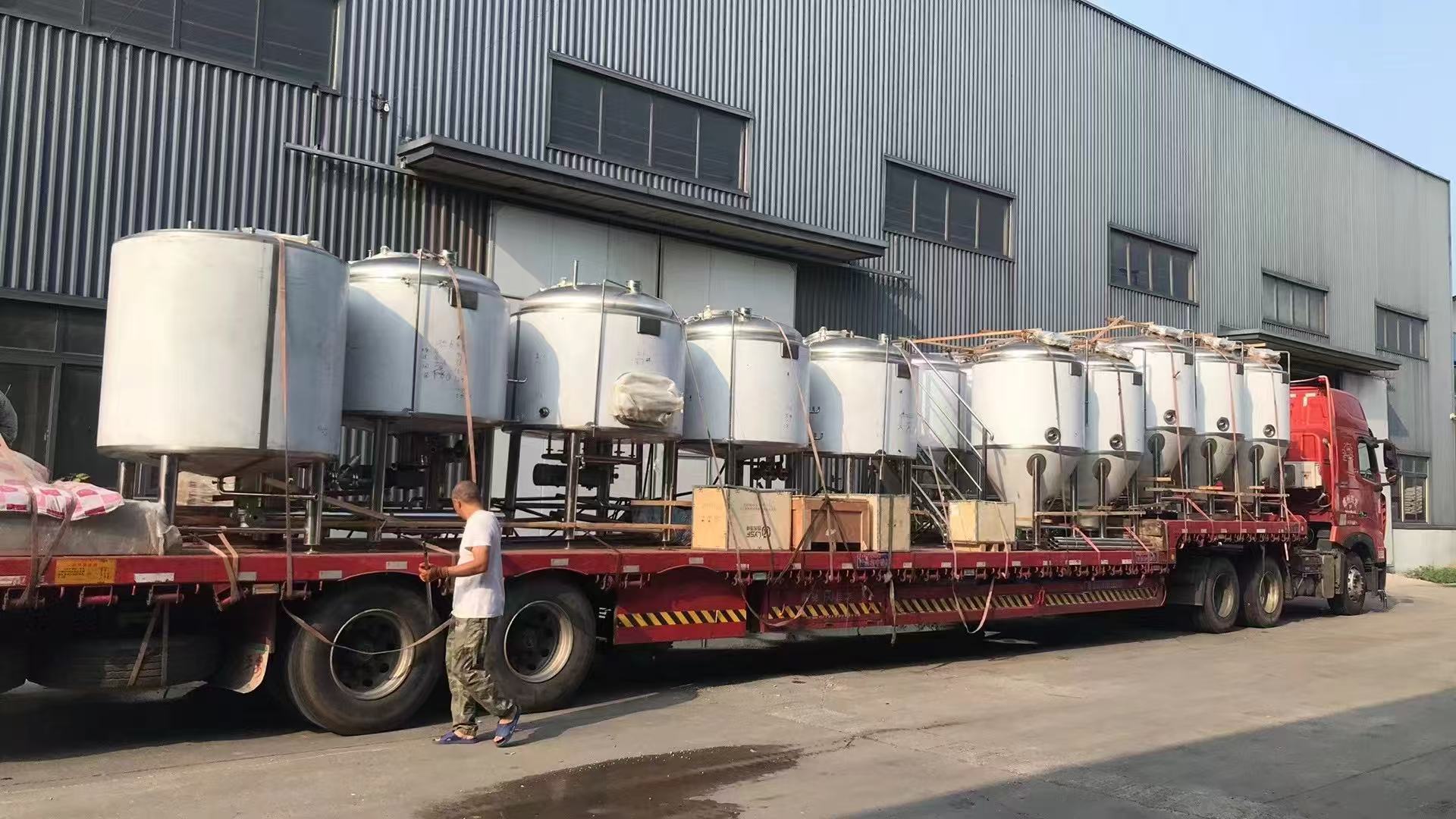 中方精酿啤酒设备厂—精酿啤酒设备